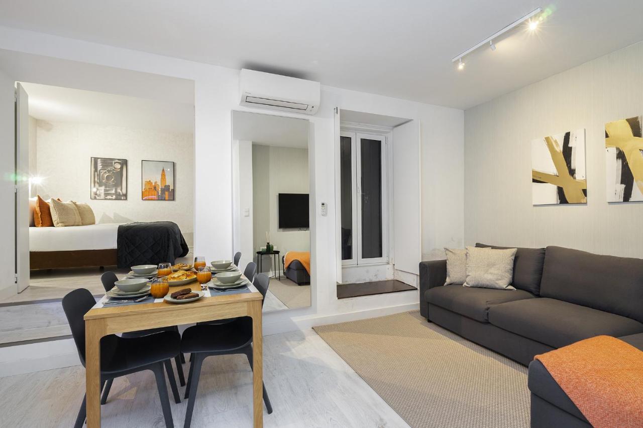 Whome Lisbon'S Best Kept Secret: 2-Bed W/Ac & Patio Bagian luar foto
